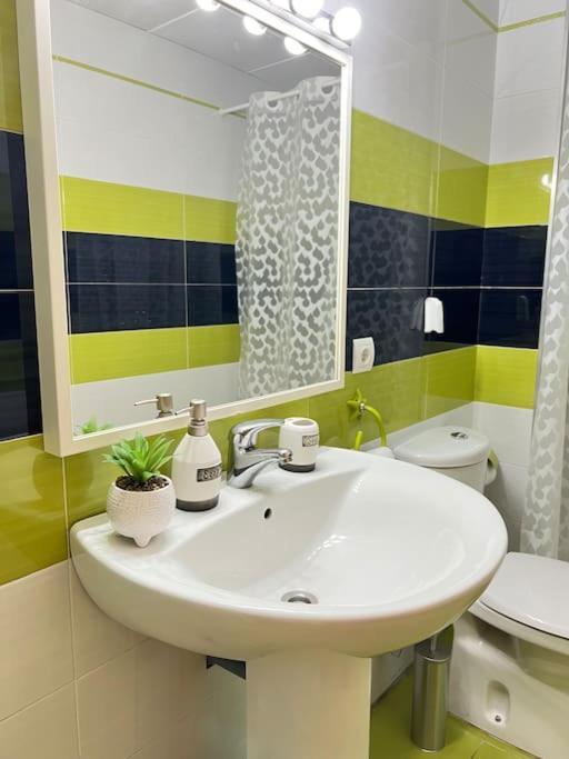 Apartamento Piso Con Terraza A 5 Min Del Mar Alcanar Exterior foto